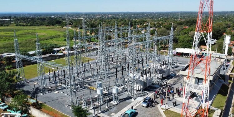 Energización de la primera terna de línea de 500 kV Margen Derecha- Yguazú
